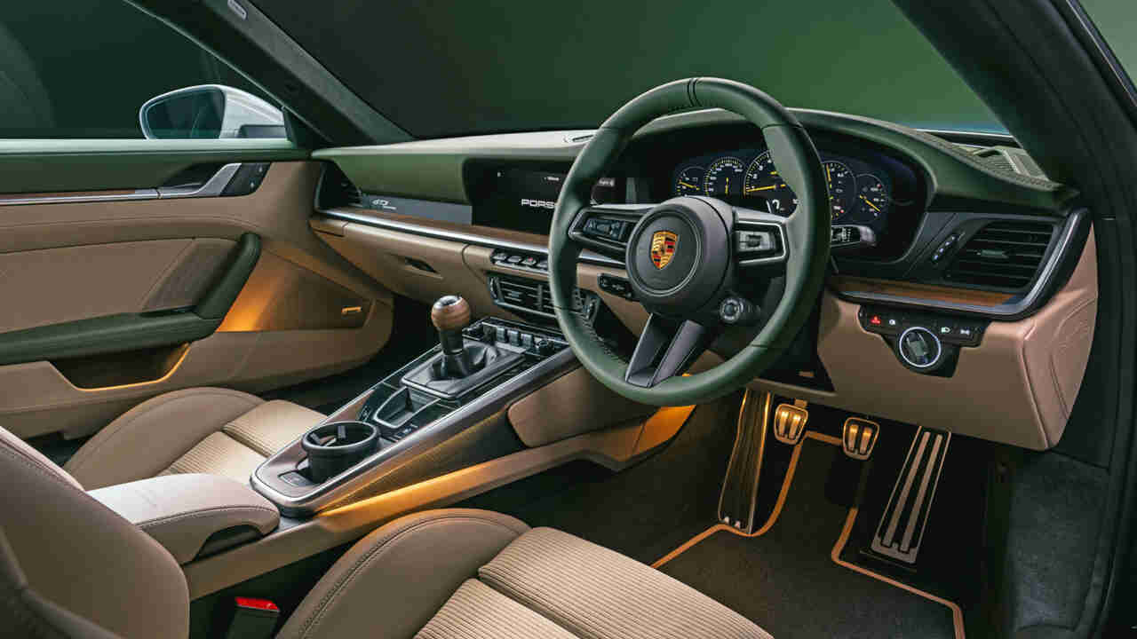 Porsche celebra 75 anos no Reino Unido com edição limitada do 911 GT3