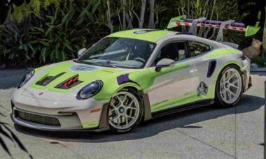 Porsche revela trio de 911 personalizados para celebrar Toy Story 5
