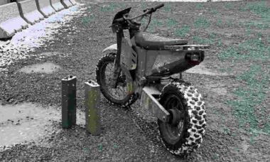 Startup canadense desenvolve motocicleta elétrica silenciosa para uso militar