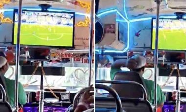 Motorista instala TV em ônibus para assistir à Copa do Mundo e chama atenção nas redes