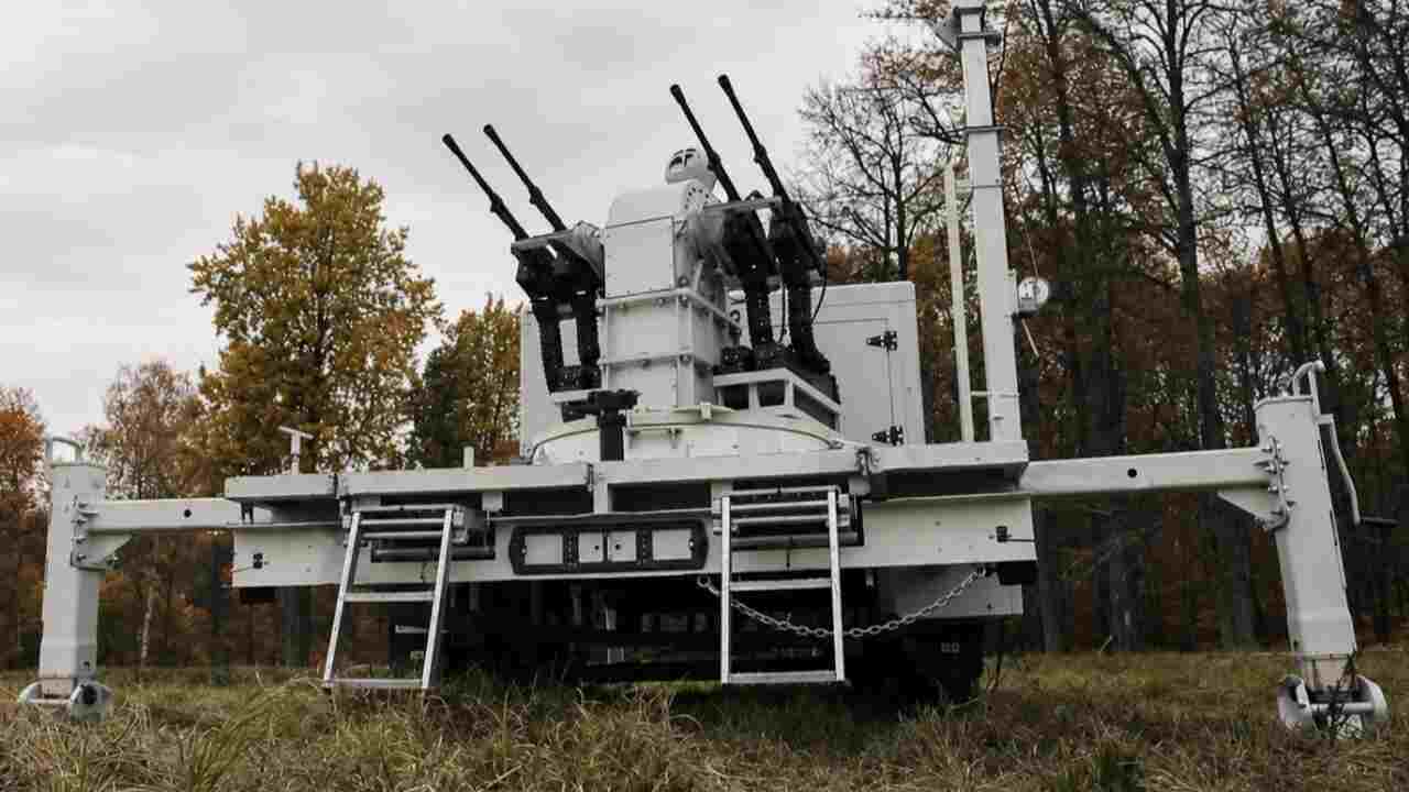 Rússia revela funcionamento de novo sistema automatizado de defesa contra drones