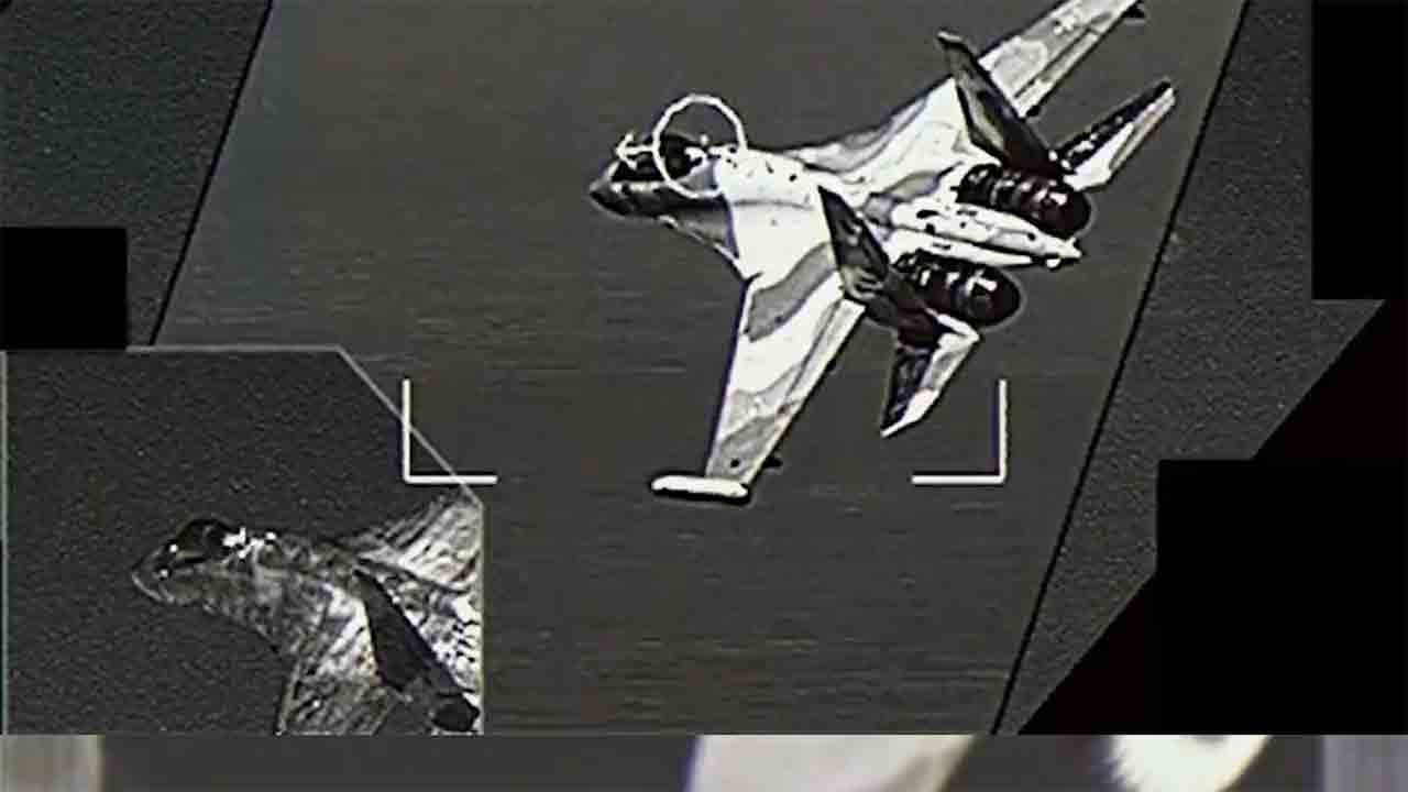 Fransk Rafale avskjærer seks russiske fly under NATO-oppdrag i Baltikum. Foto: Twitter/X @FrenchForces