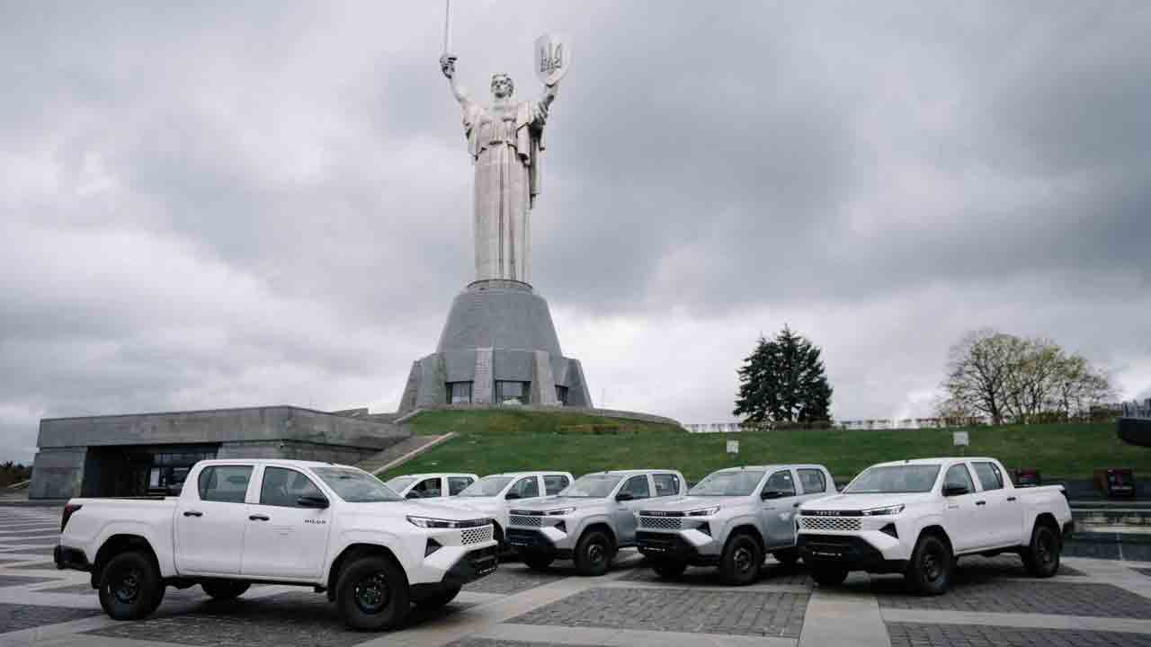 Ukrainske specialstyrker modtager 73 køretøjer til kampmissioner. Foto: Come Back Alive