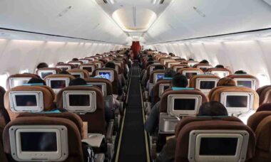 Especialista em viagens aponta o assento mais desconfortável de um avião