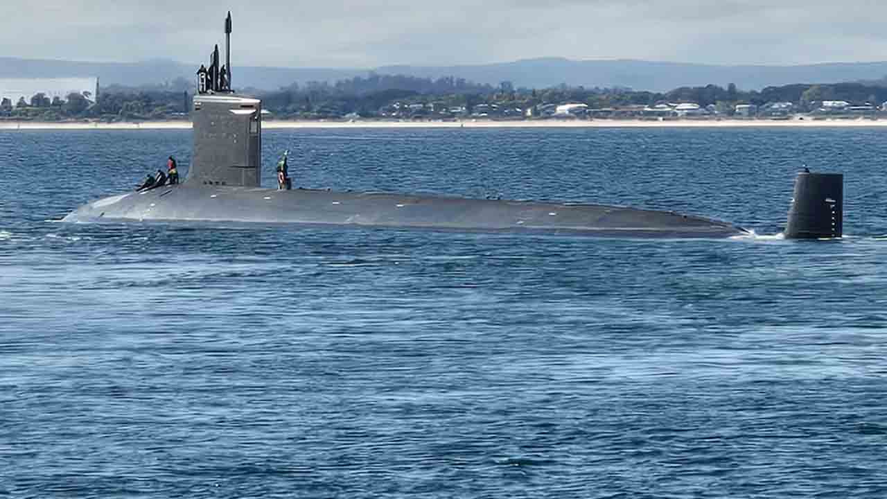 The Virginia-class attack submarine USS Hawaii (SSN 776) departs HMAS Stirling on September 10, 2024, marking the end of a historic submarine maintenance period in Western Australia.