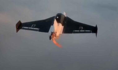 Drones russos Gerbera recebem winglets e tanque extra para ampliar alcance. Foto: X @sternenkofund