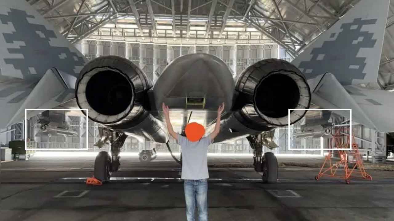 The images show the aircraft equipped with R-73/R-74 air-to-air missiles. Photo: Telegram @milinfolive