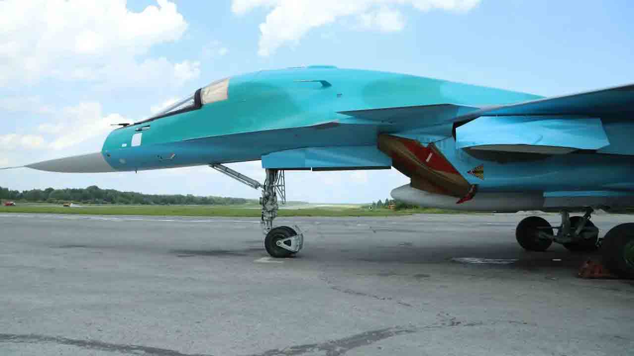 Su-34. 사진: Rostec / OAK