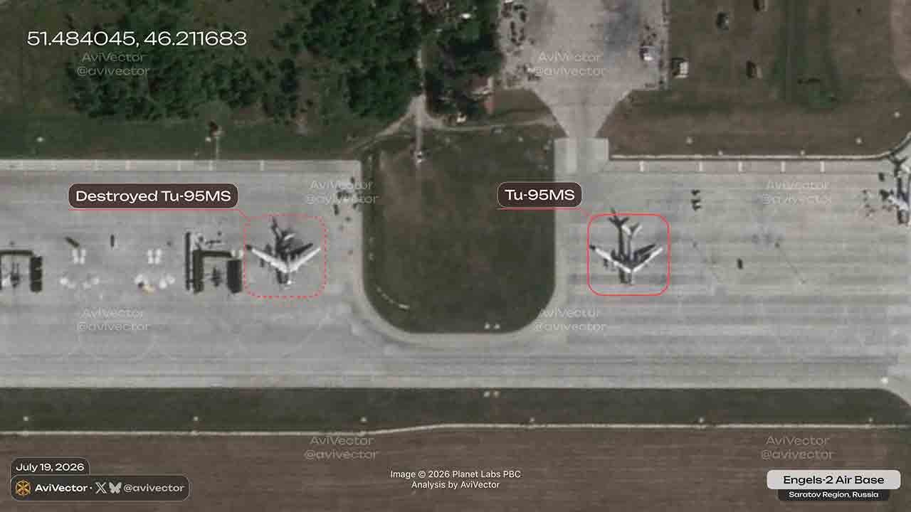 Imagens de satélite confirmam destruição de bombardeiro estratégico russo Tu-95MS (X @avivector)