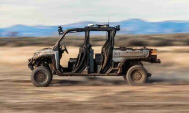 Forterra entrega 105 veículos autônomos Lancer para reforçar logística da Ucrânia