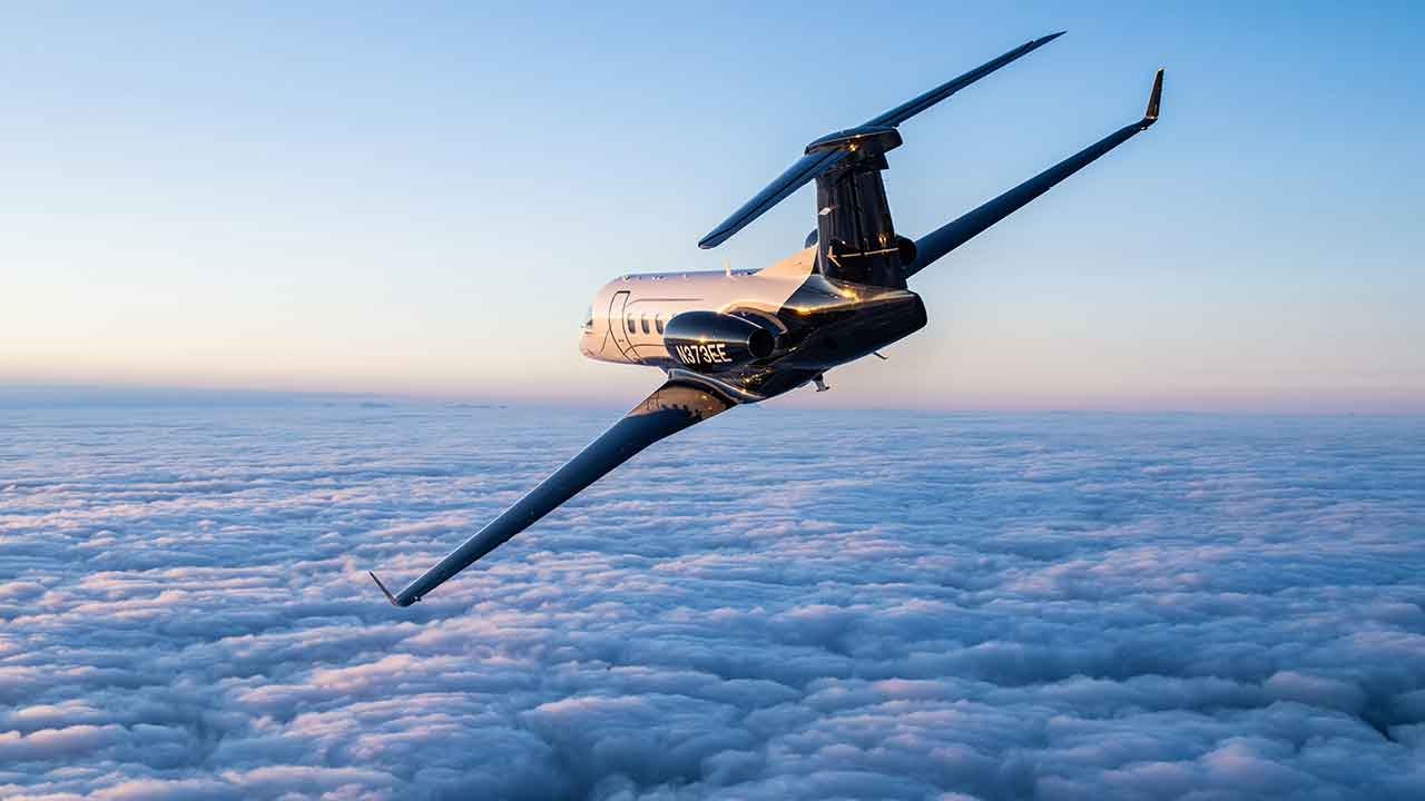 Phenom 300EV. Photo: Embraer