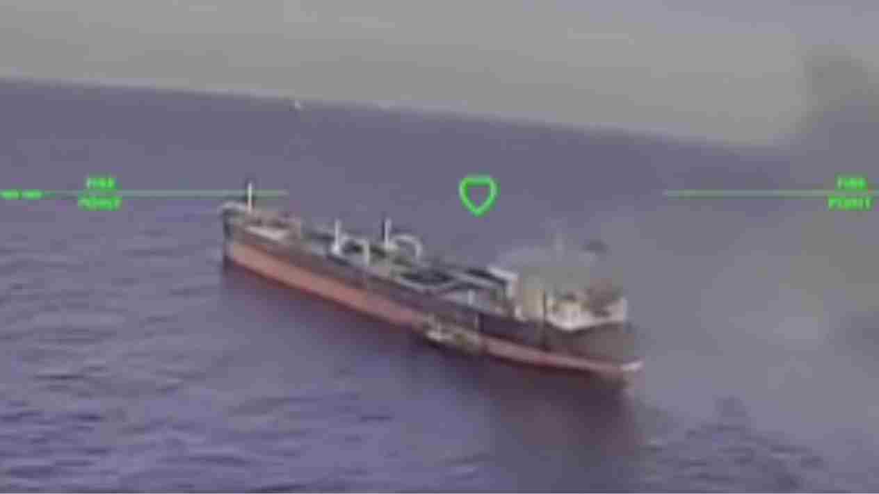 Ucrânia amplia ataques e atinge 12 embarcações da frota sombra russa no Mar Negro