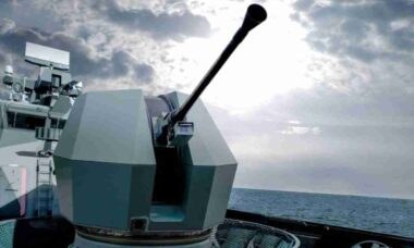 Marinha do Brasil adquire canhões navais Bofors 40Mk4 da BAE Systems