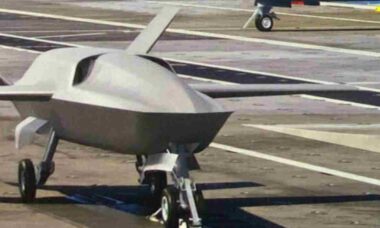Marinha dos EUA quer drones embarcados com alcance de 1.000 milhas náuticas