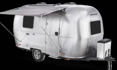 Airstream lança seu trailer mais acessível por US$ 64 mil