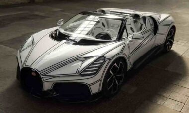 Bugatti revela W16 Mistral único com detalhes em porcelana