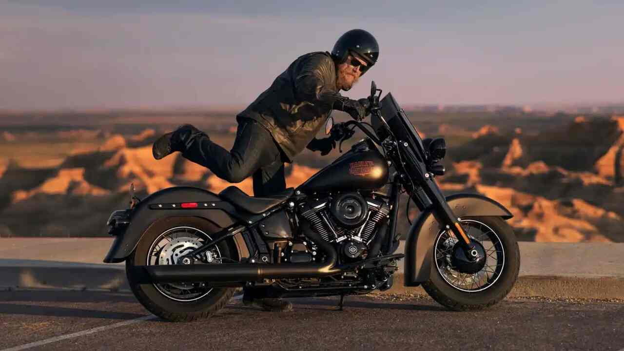 Nova Harley-Davidson Deadwood combina estilo clássico com tecnologia moderna