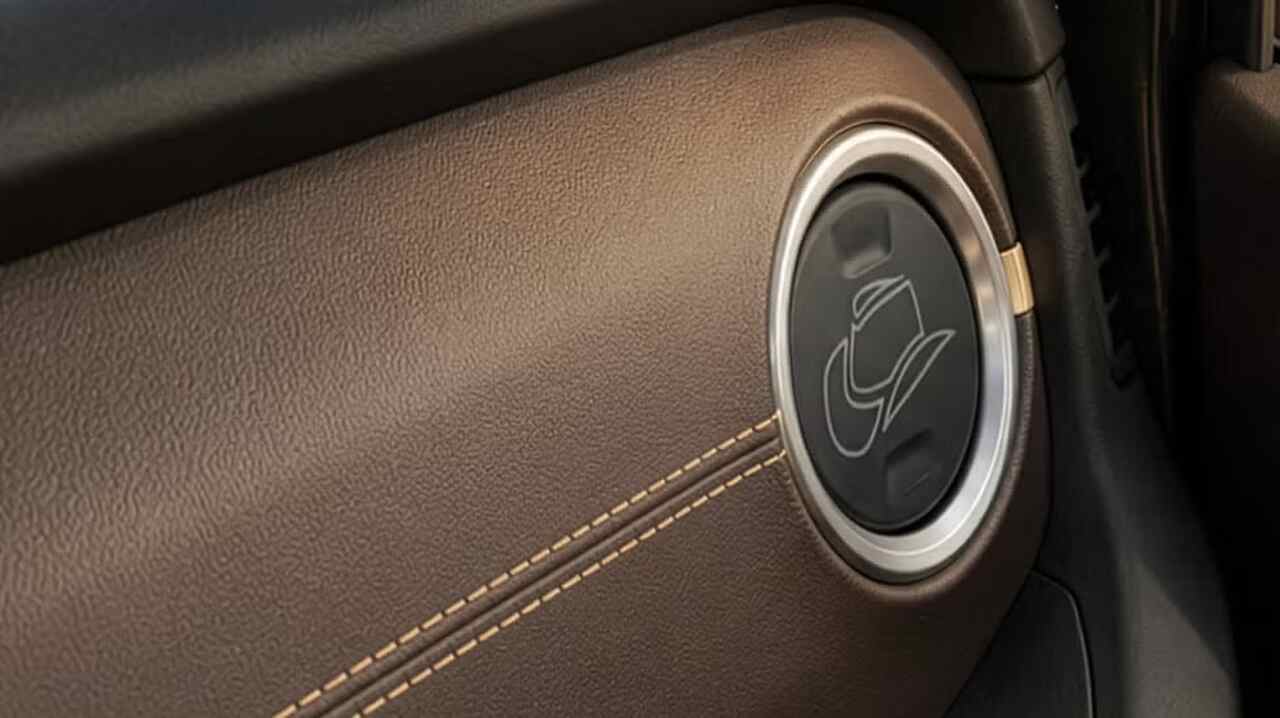 Novo Jeep Wrangler Laredo aposta em estilo retrô com temática cowboy