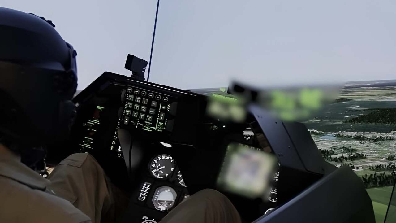 Ucrânia recebe novo lote de simuladores de voo para pilotos de F-16