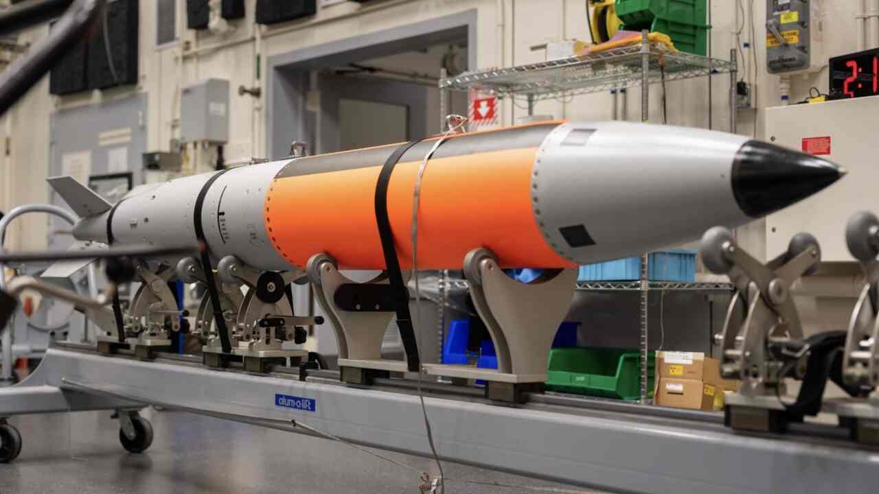 Nova bomba nuclear B61-13 entra em produção antecipada nos EUA