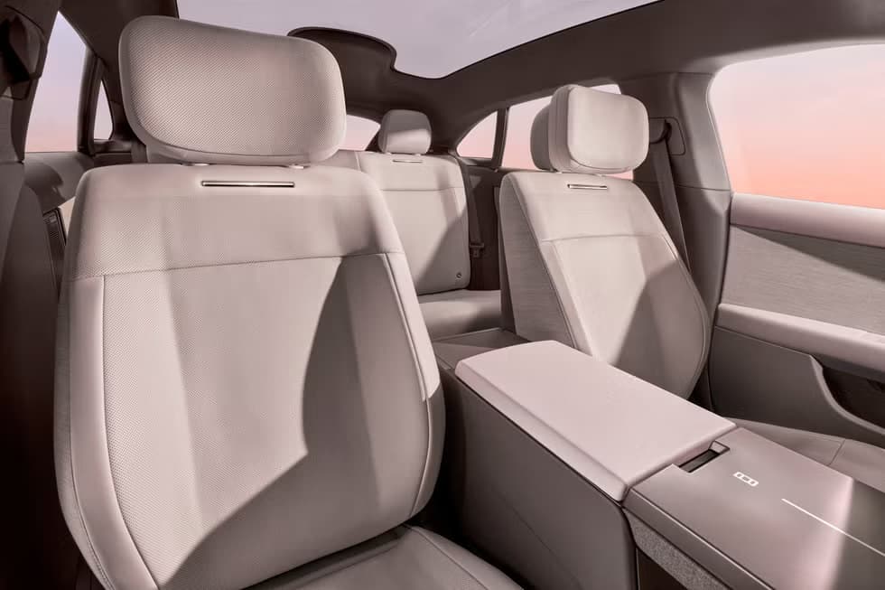 JLR confirma novo Range Rover GT elétrico com estreia prevista para 2027