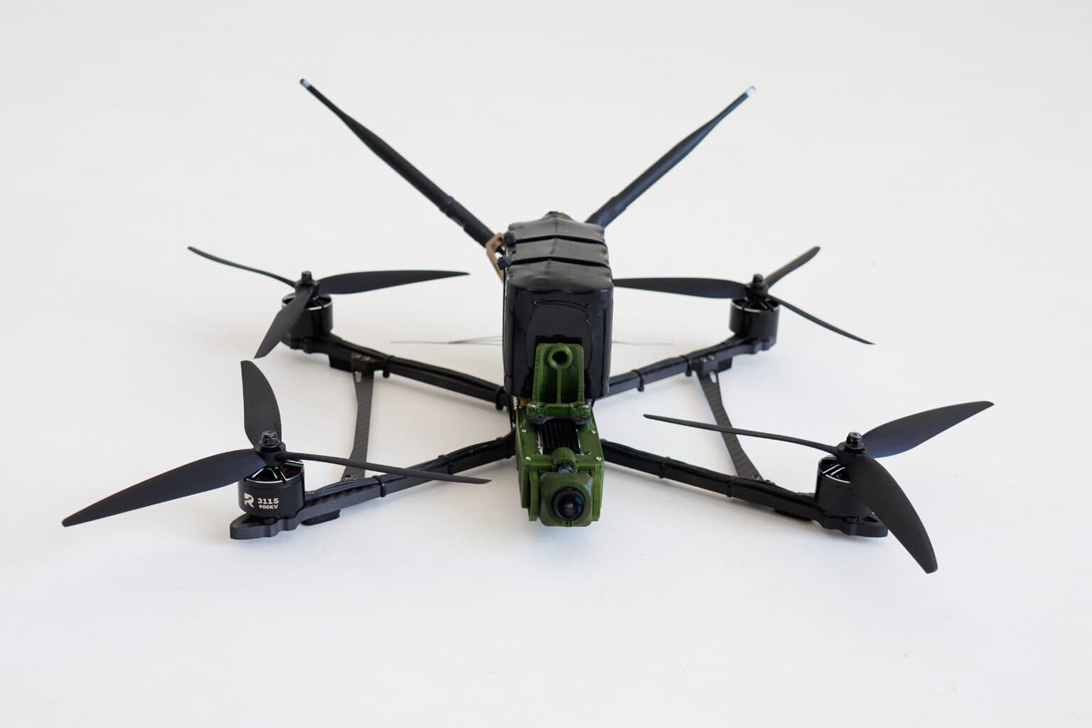 Ucrânia levará produção de drones SAKER para a Dinamarca em parceria inédita