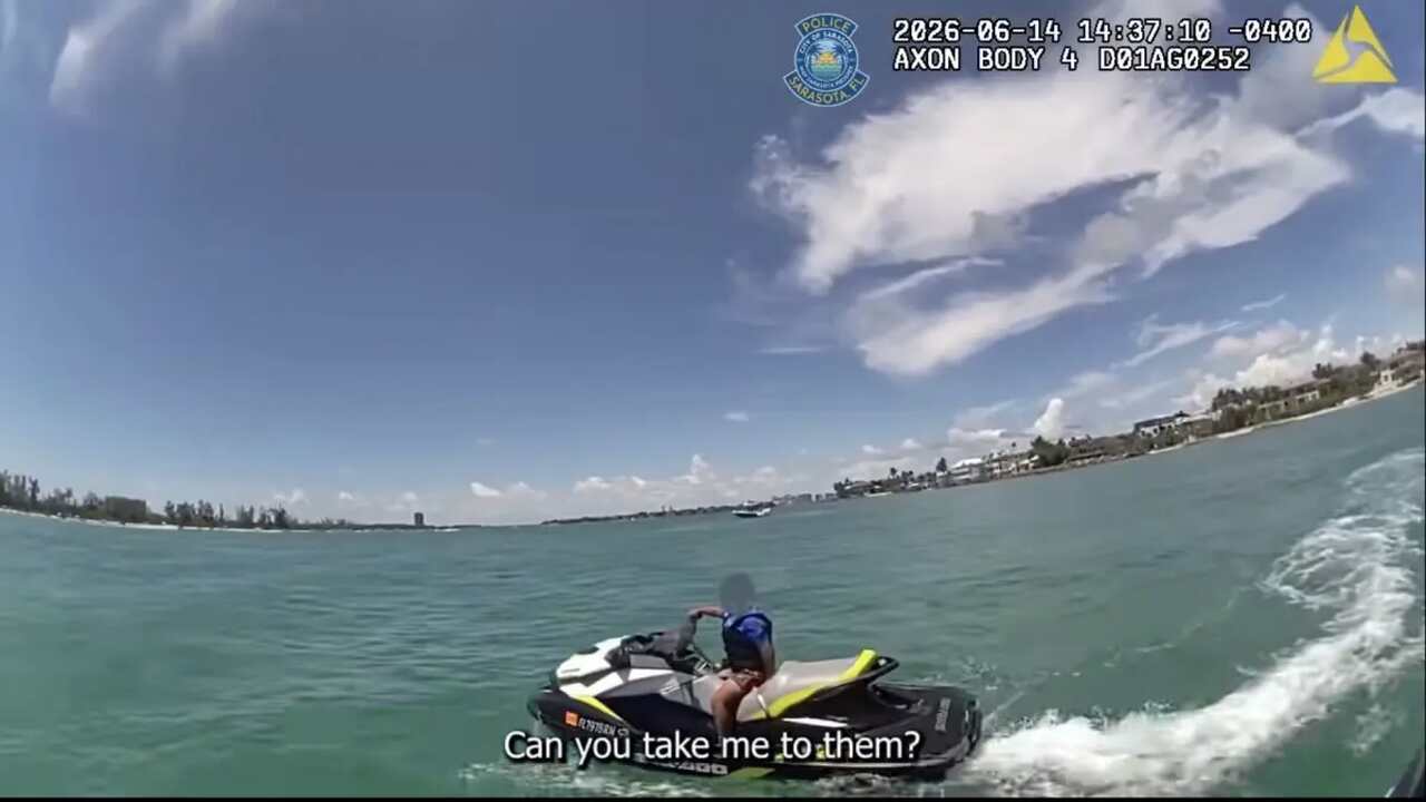 Criança de 8 anos é parada pela polícia enquanto pilotava jet ski sozinha na Flórida