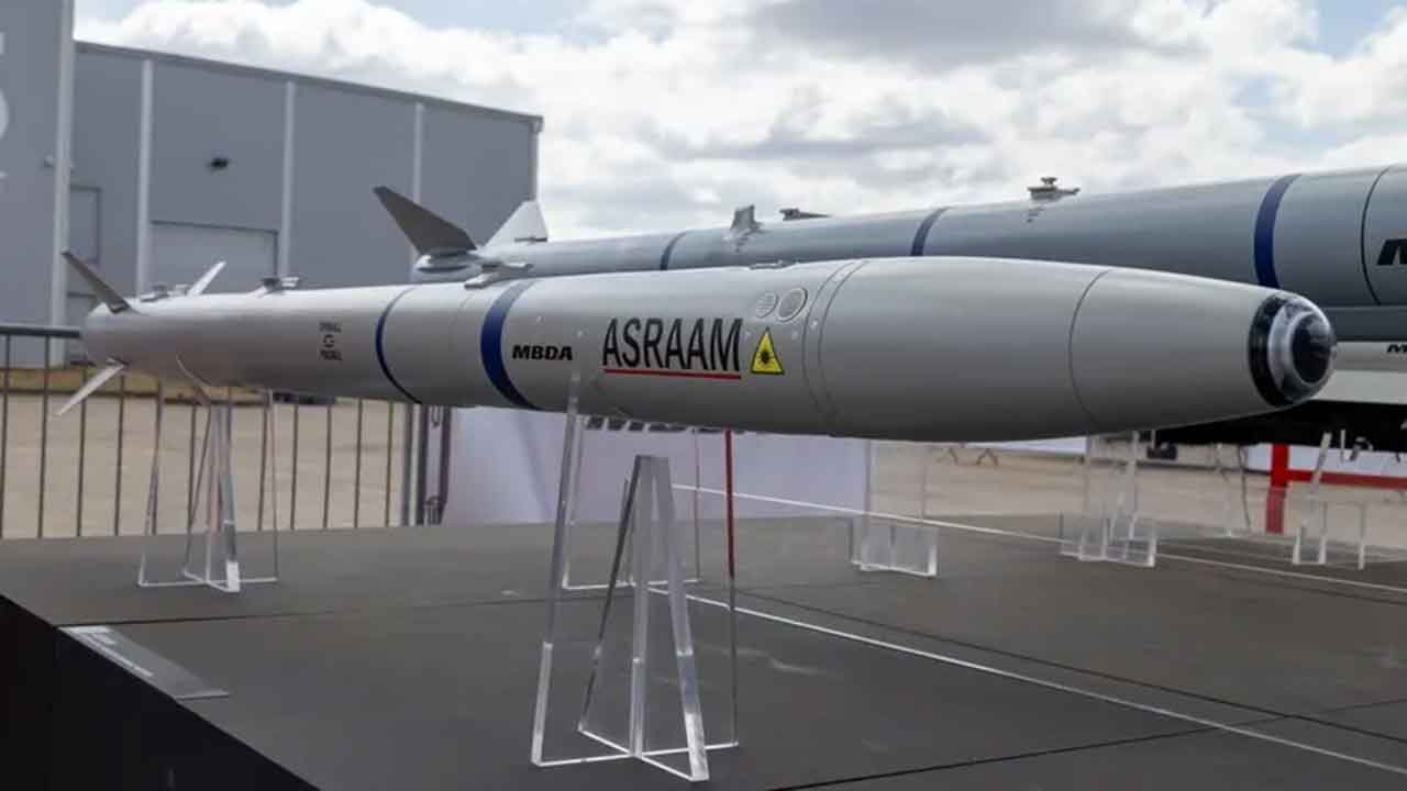 Advanced Short-Range Air-to-Air Missile (ASRAAM)