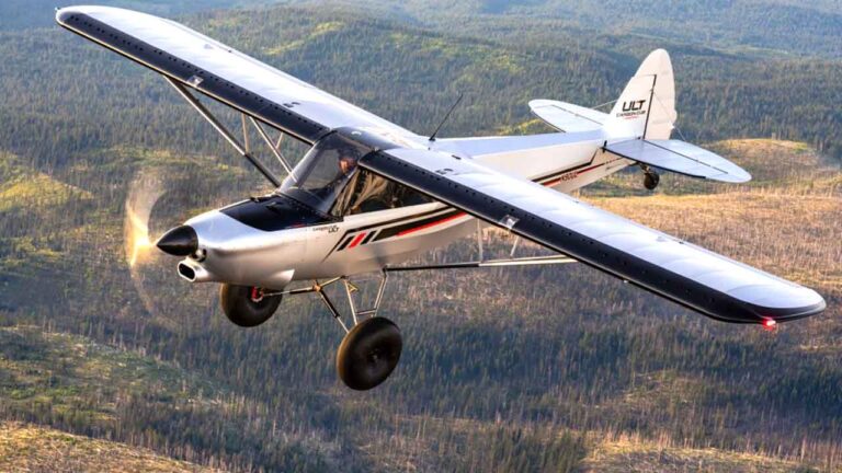 Novo Carbon Cub ULT promete decolagens em apenas 15 metros