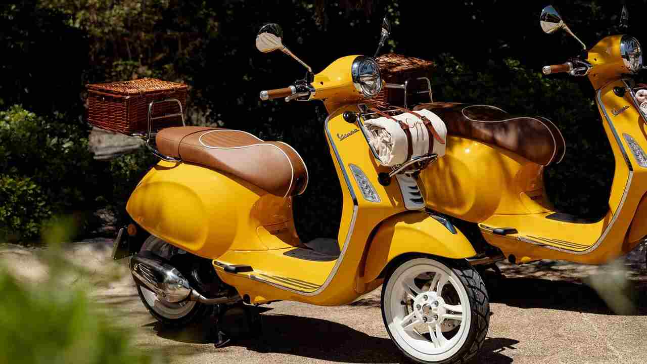 Vespa lança edição limitada da Primavera 125 em parceria com restaurante de luxo Gigi