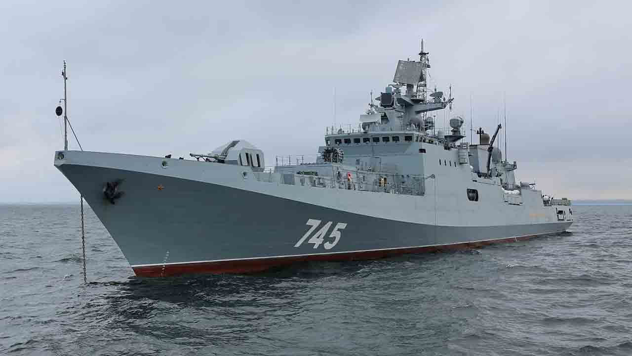 Fragata russa Admiral Grigorovich