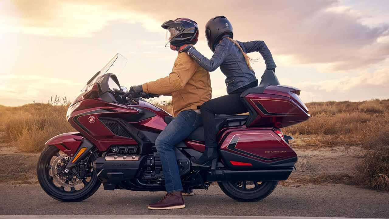 GL1800 Gold Wing Tour 50th Anniversary. Photo : Honda