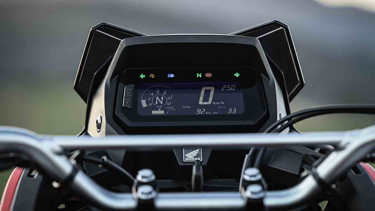 XRE 300 Sahara 2027. Fotó: Honda