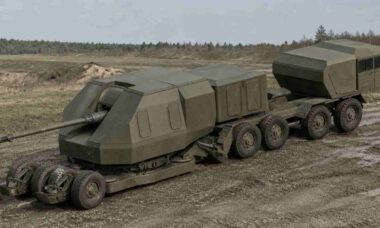 Empresa russa registra patente de peça de artilharia baseada em canhão naval