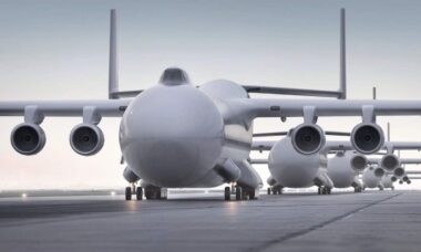 Força Aérea dos EUA avalia cargueiro militar sem pilotos para substituir C-5 e C-17