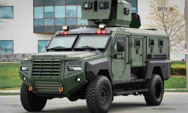 Moldávia reforça Exército com mais de 100 blindados Roshel Senator