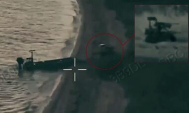 Ucrânia afirma ter realizado ataque inédito com drone naval e robô terrestre
