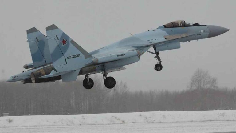 Ucrânia afirma ter derrubado caça russo Su-35 no setor leste