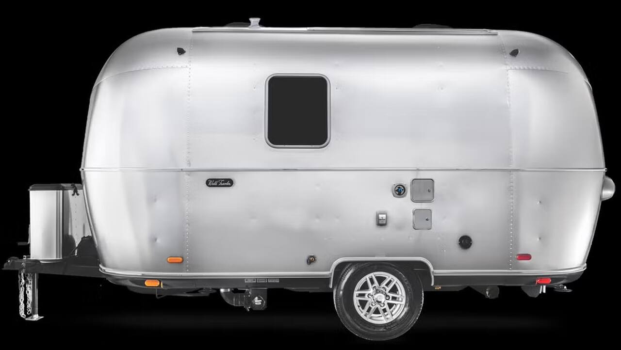 Airstream lança seu trailer mais acessível por US$ 64 mil